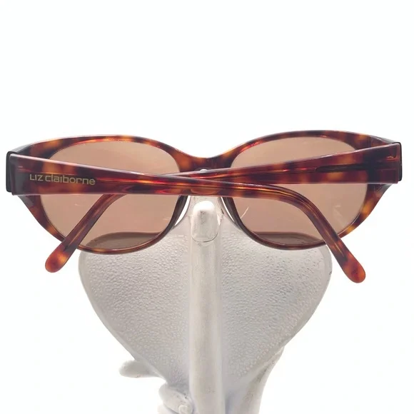 Liz Claiborne Shirley Tortoise Oval Sunglasses Frames - Picture 4 of 6